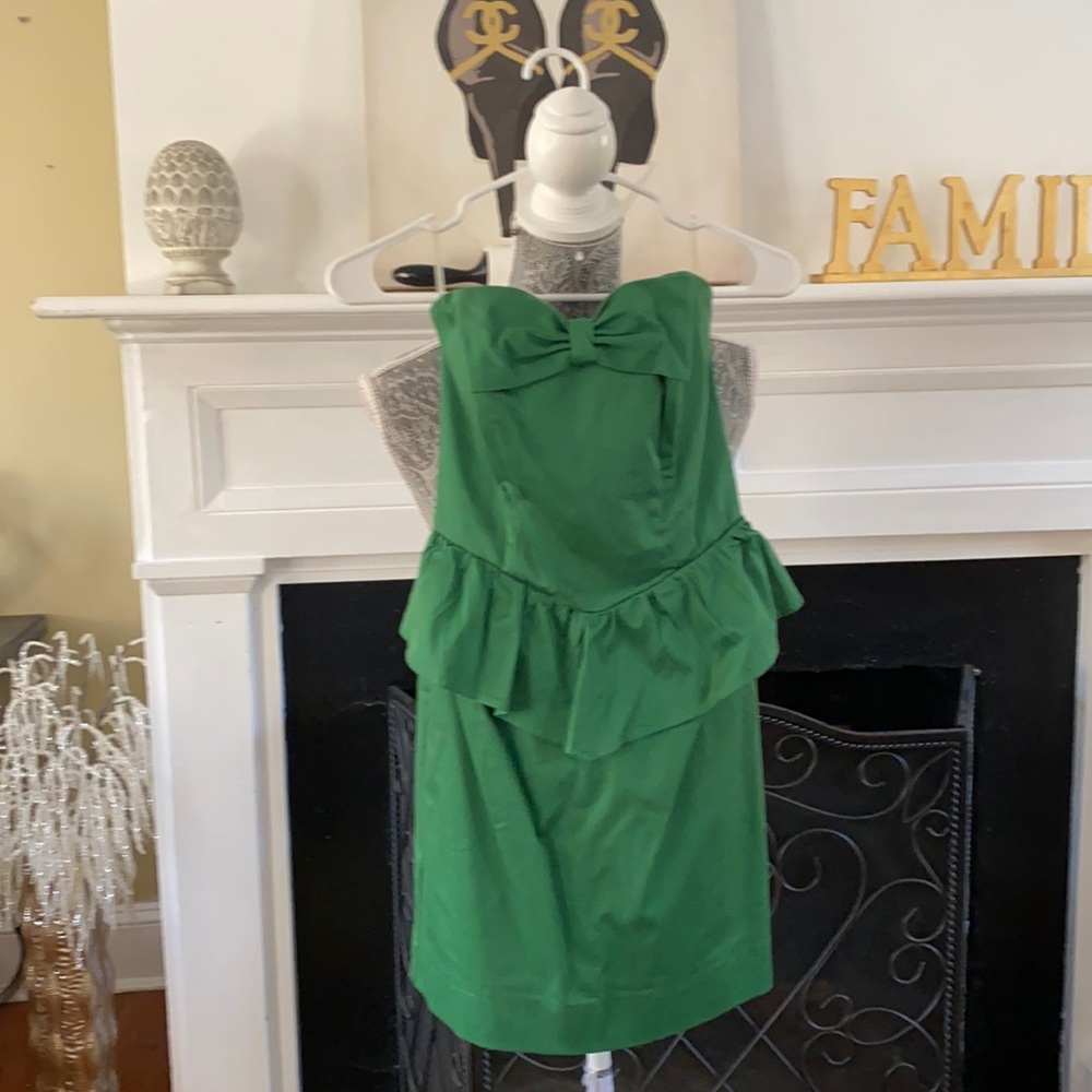 NWT green peplum dress with bow
